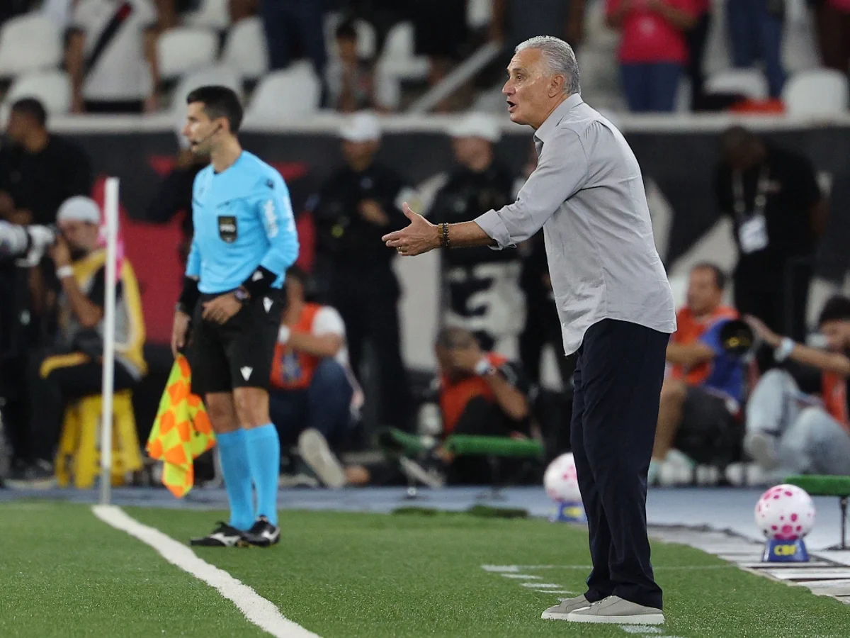 Tite analisa derrota do Botafogo e aponta falta de calma nas conclusões