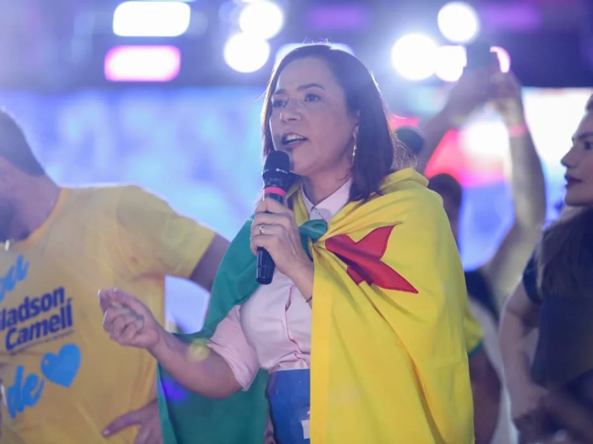 Mailza Assis é reeleita governadora do Acre