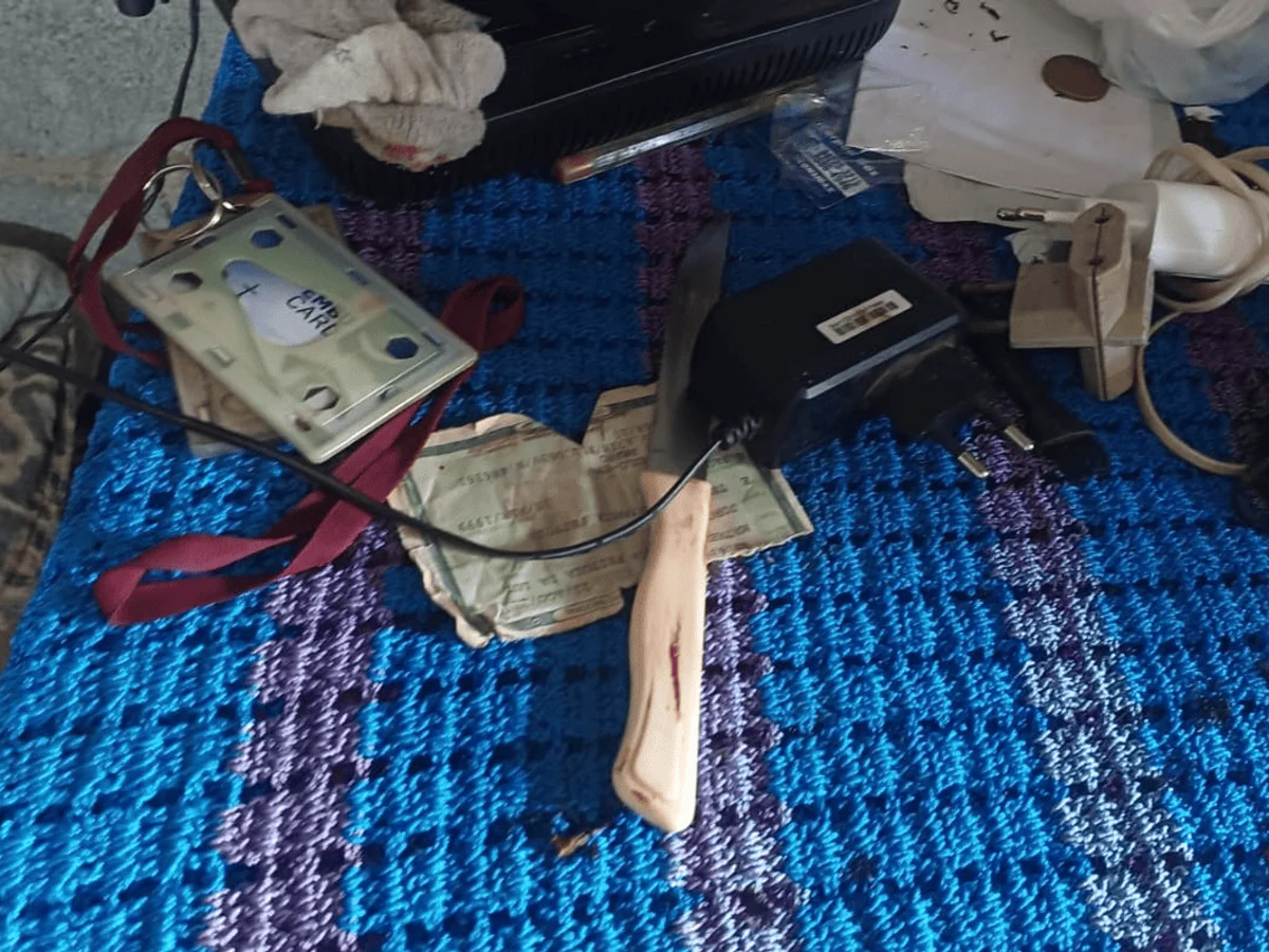 Homem é preso após esfaquear e dar pauladas nos próprios pais na Grande SP