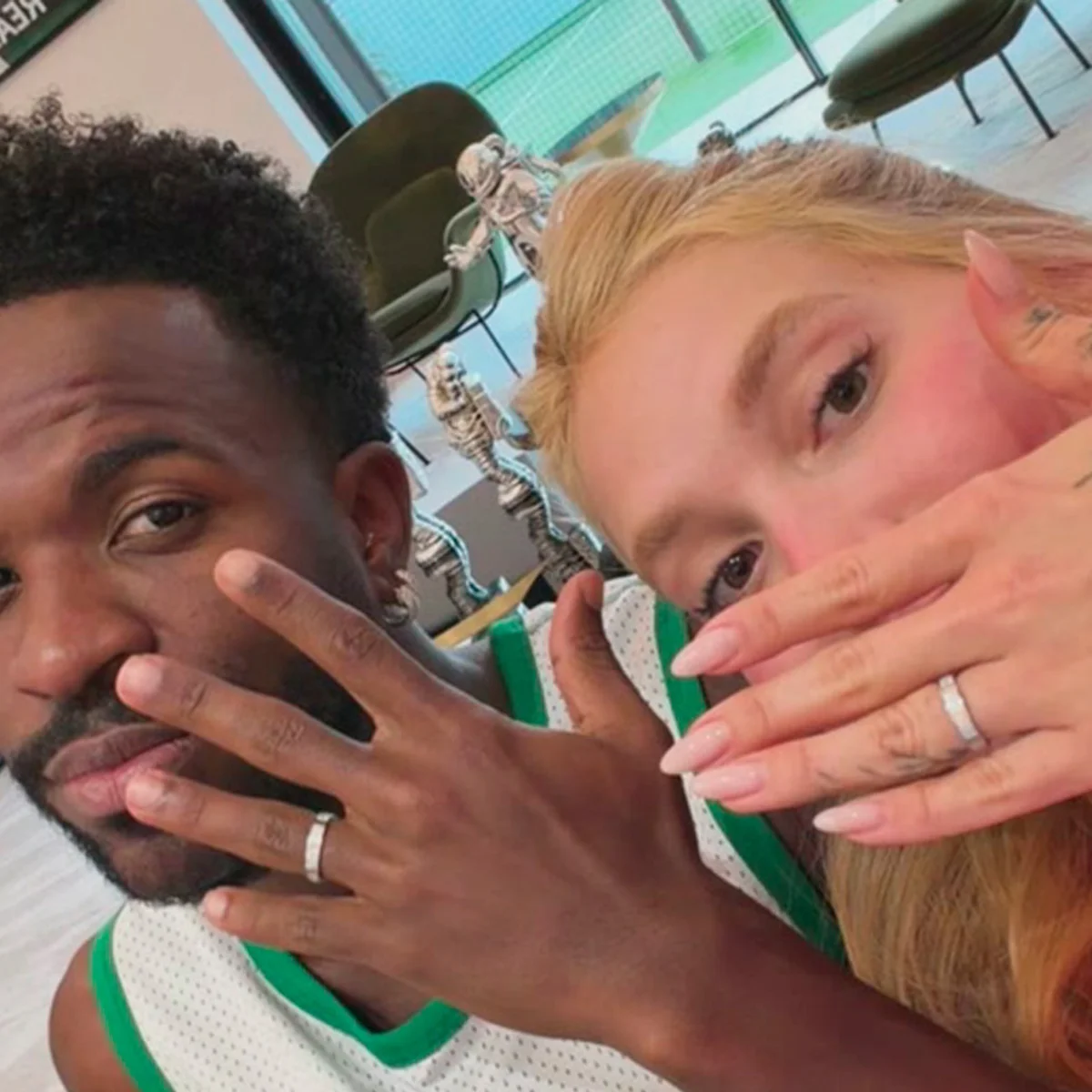 Virginia surge sem aliança após suposta separação com Vini Jr. Veja foto