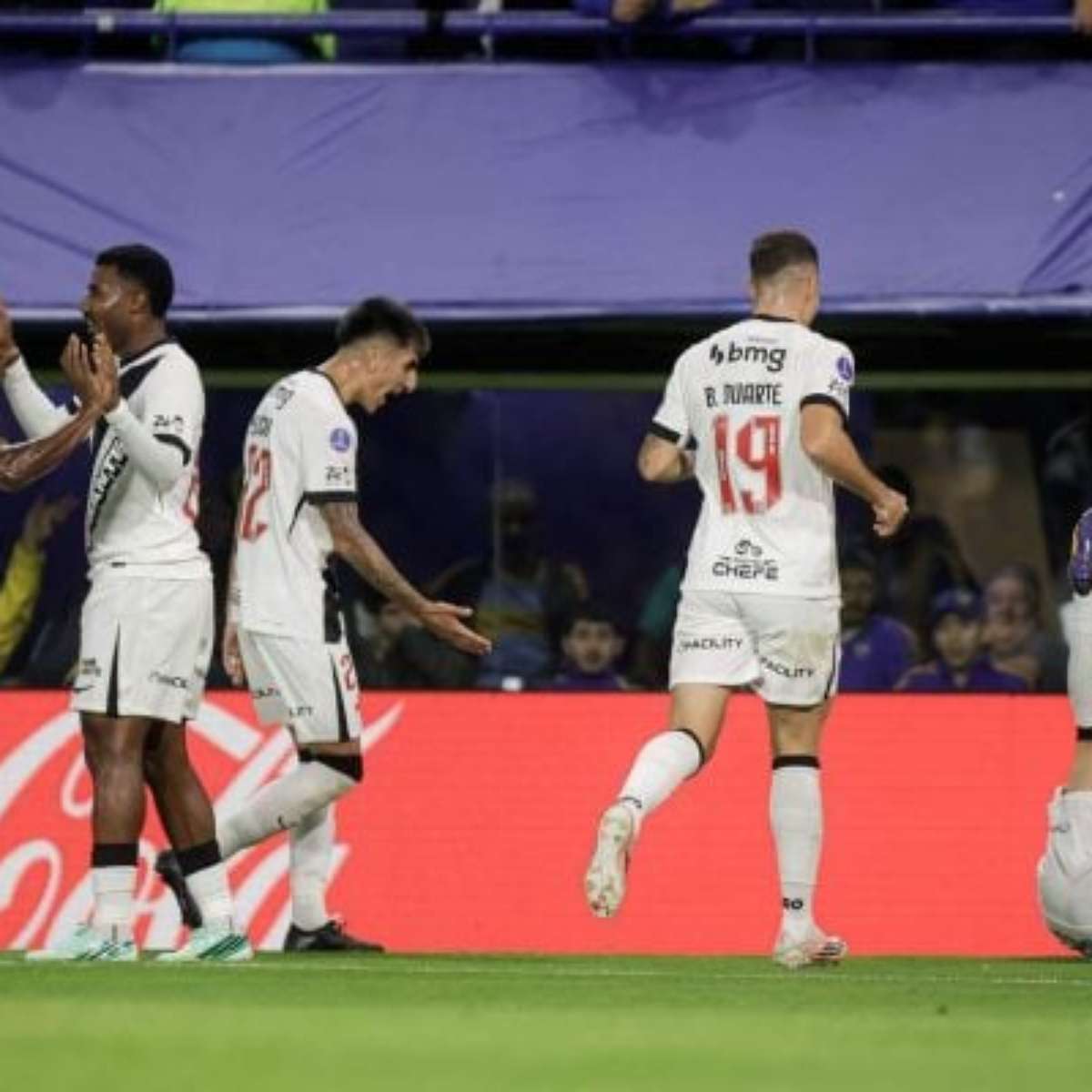 "Não tem nada ganho", alerta Thiago Mendes após vitória do Vasco