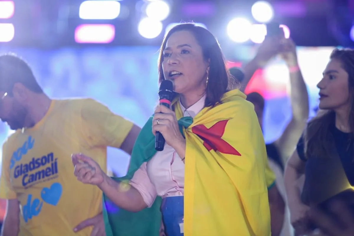Mailza Assis é reeleita governadora do Acre