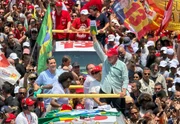 Lula chega a Copacabana para último ato de campanha no Rio de Janeiro