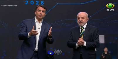O confronto entre Flávio Bolsonaro (PL) e Lula (PT) fez a Band vencer a Globo, como também ocorreu em 2022, no debate entre o petista e Jair Bolsonaro (PL) Foto: Reprodução