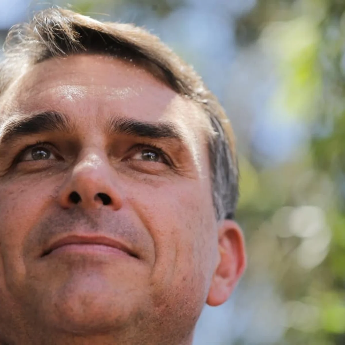 Flávio diz que vai mexer na Constituição para mudar reforma tributária