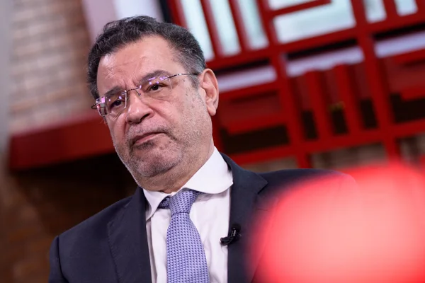 PCO orienta voto nulo para 2º turno entre Lula e Flávio