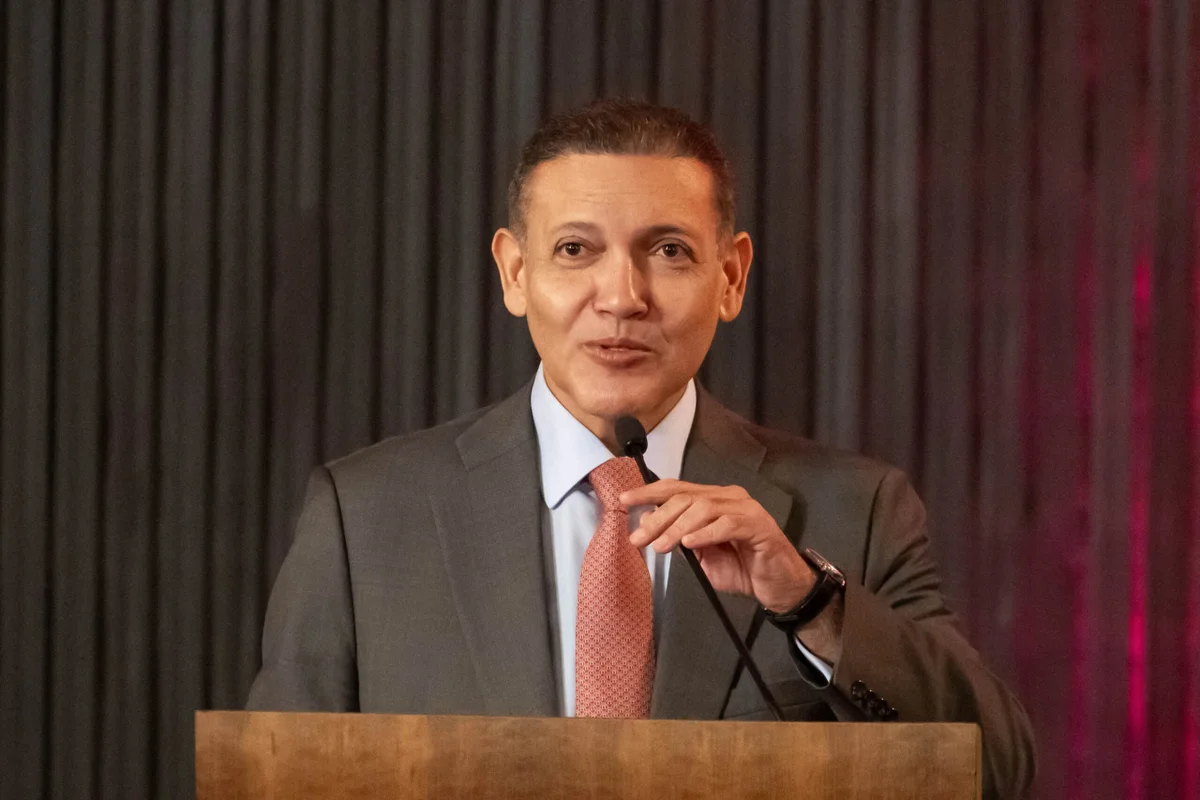 ministro Kassio Nunes KN chega ao TSE para evento de combate à violência política de gênero metropoles 1