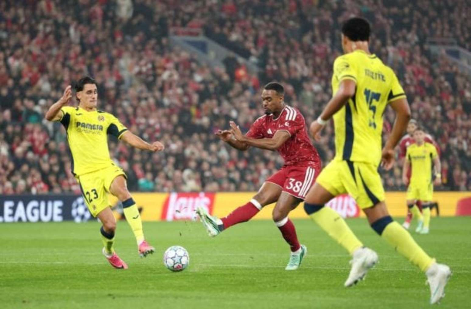 Favorito? Liverpool faz &oacute;tima campanha na Champions &ndash;