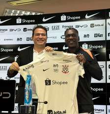 Clarence Seedorf foi apresentado como técnico do Corinthians Foto: Gabriel Gatto/Terra