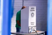 Após derrota nas urnas, 168 deputados e 21 senadores ficam sem mandato - imagem 3