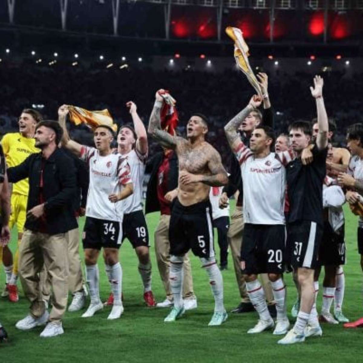 "Esse clube não conhece o impossível", dispara Marcos Rojo sobre o Estudiantes