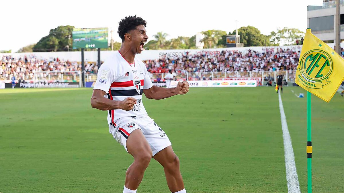 São Paulo sobrevive a primeiro tempo vibrante do Mirassol e busca empate fora de casa
